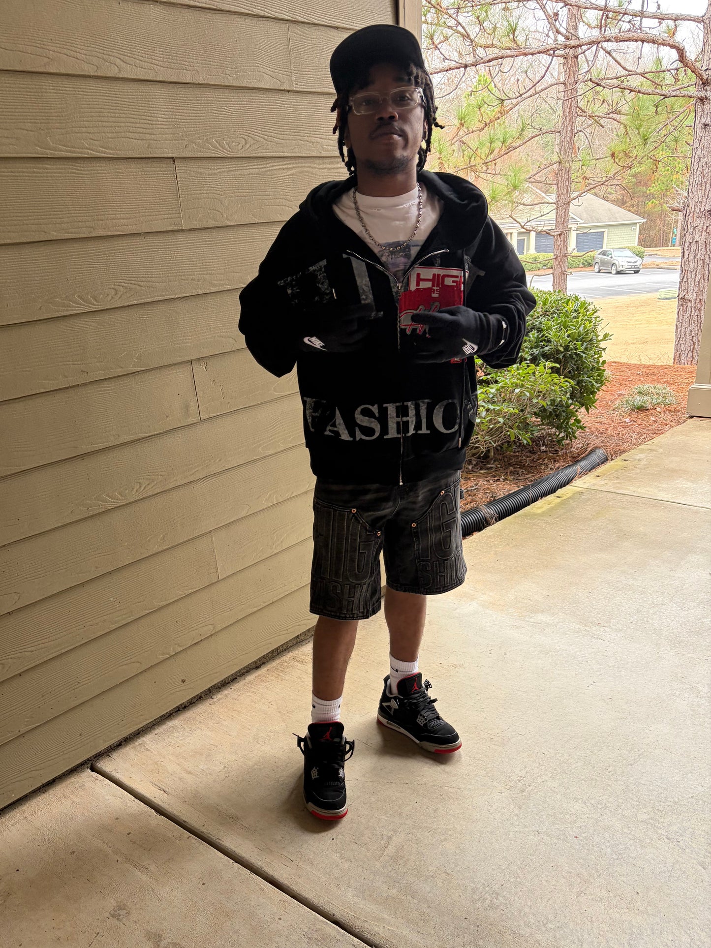 HF “BULLS” PULLOVER